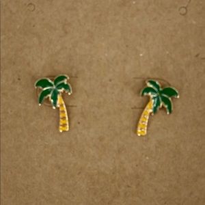 3/$25 Tiny palm tree mini cute stud earrings